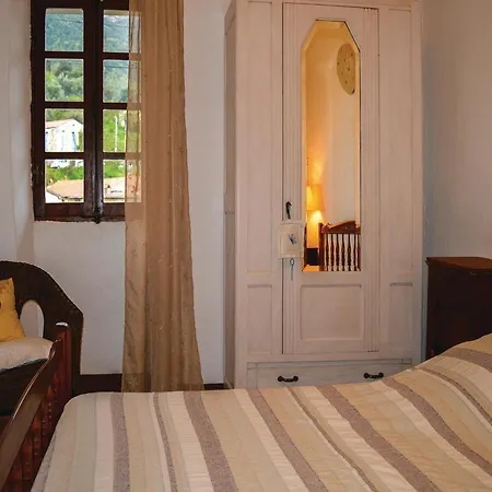 Studio In Calcatoggio * Calcatoggio (Corsica)
